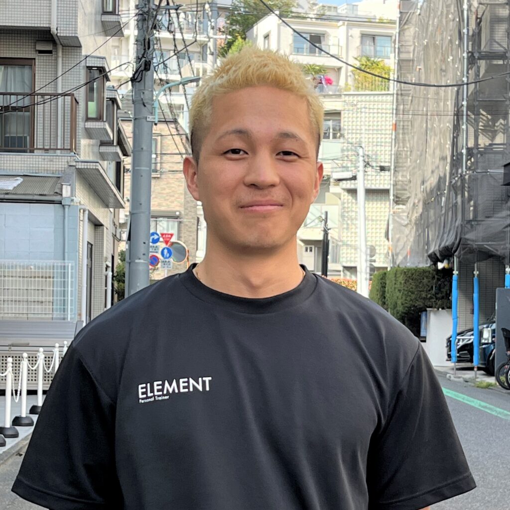 安田トレーナーの写真